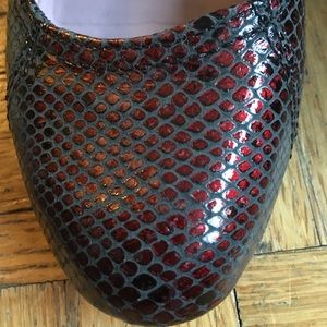 Arturo Chiang sz 6 plum genuine leather faux snakeskin pump heels umiko